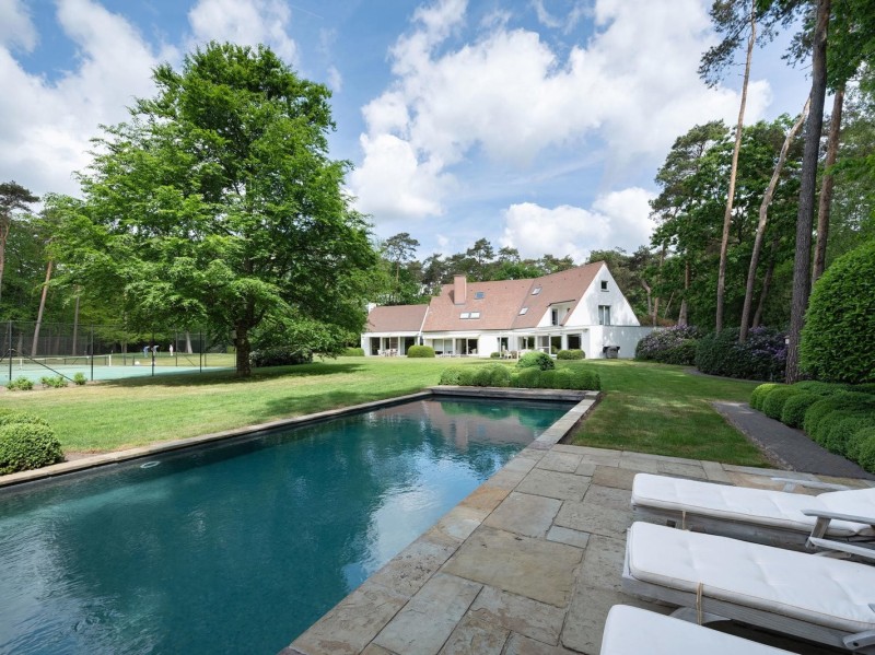 Prachtig herenhuis met 4 slaapkamers in hartje Lier